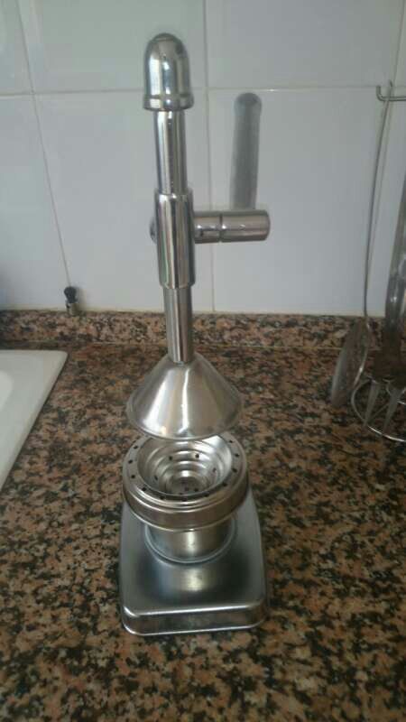 Exprimidor de diseño retro y vintage...