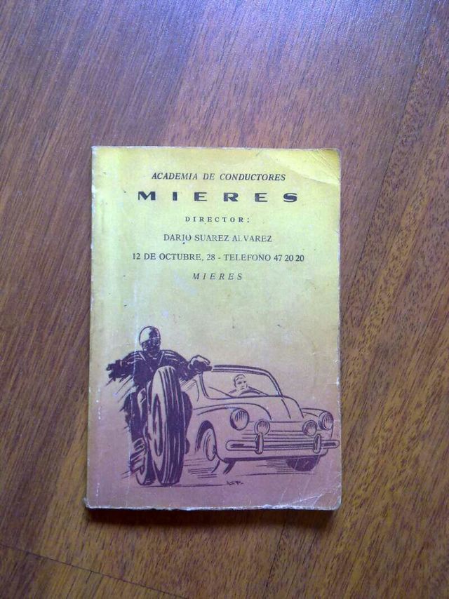 Libro de autoescuela Mieres año 1976