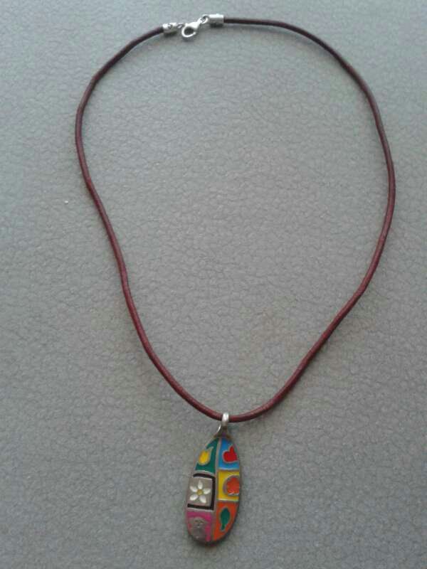 Collar tous colores