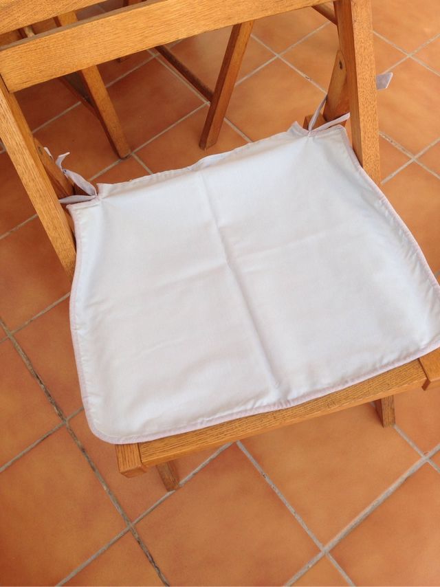 2 fodere per cuscini con pizzo