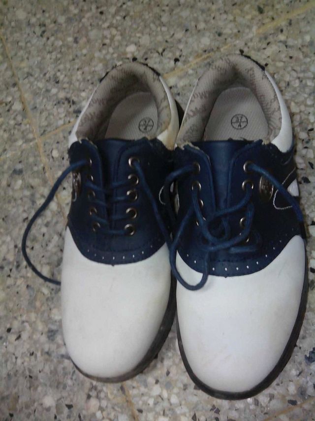 # Zapatos de golf