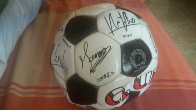 Balon firmado