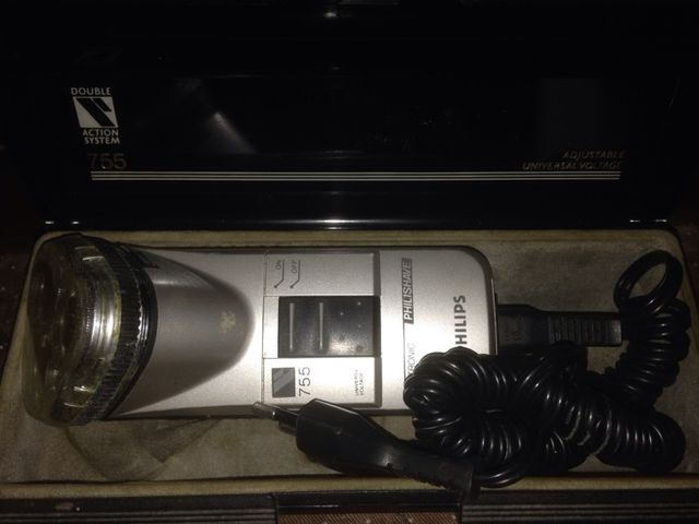 Maquina de afeitar Philips M 755