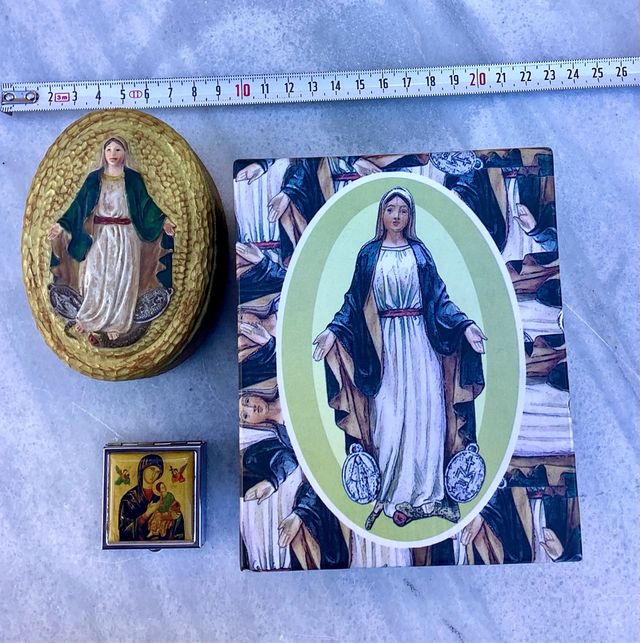 Caja Virgen La Milagrosa