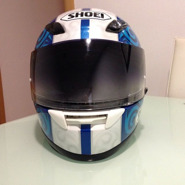 Casco shoei