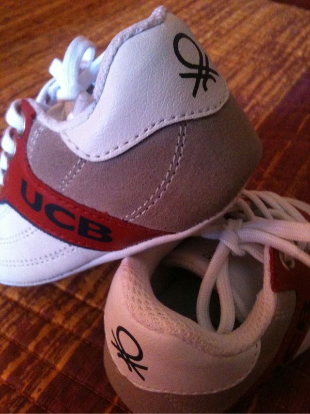 Oferta!!Zapatillas BENETTON deportivas  N16