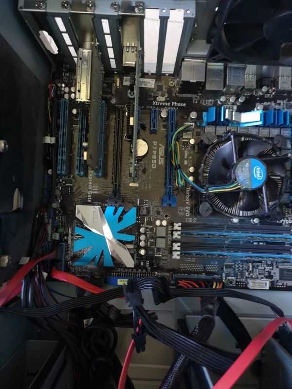 REPARACIÓN Y MANTENIMIENTO PC