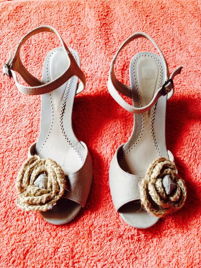 Sandalias cuña.Talla 38