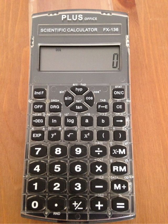 Calculadora científica Plus FX-136