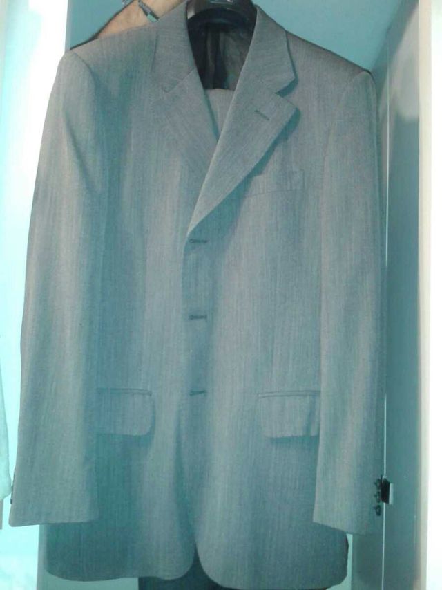 Burberrys Men's Suit Maggiori informazioni ,644112234