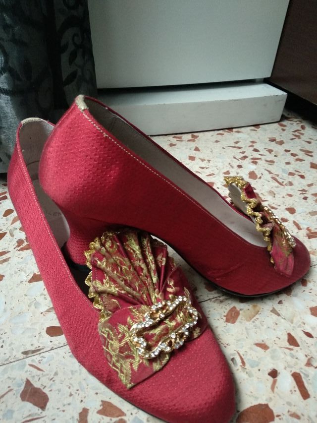 Traje del s.XIX  fallera completo.