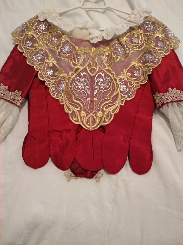Traje del s.XIX  fallera completo.