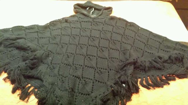 Poncho muy amplio