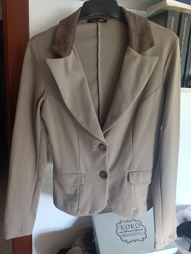 Chaqueta beige