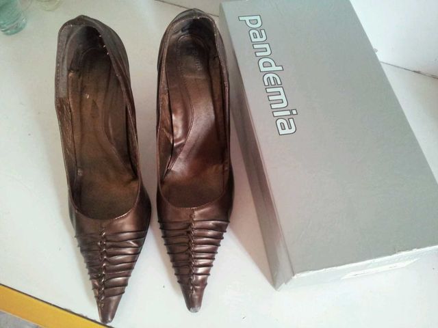 Zapatos Bronce N38