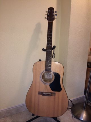 Guitarra Electro-Acústica Walden D310TK de segunda mano por 125 EUR en  Barcelona en WALLAPOP