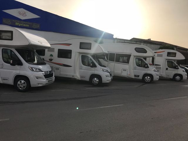 Alquiler De Autocaravanas 