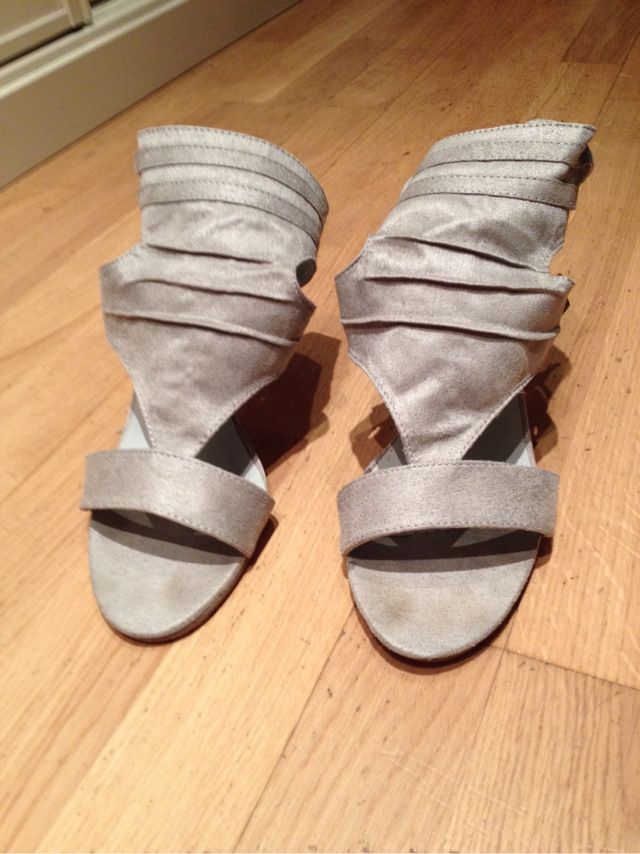 Sandalia Tacon Num.39