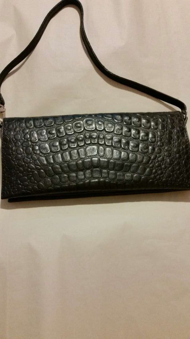 Bolso baguette de piel troquelado cocodrilo