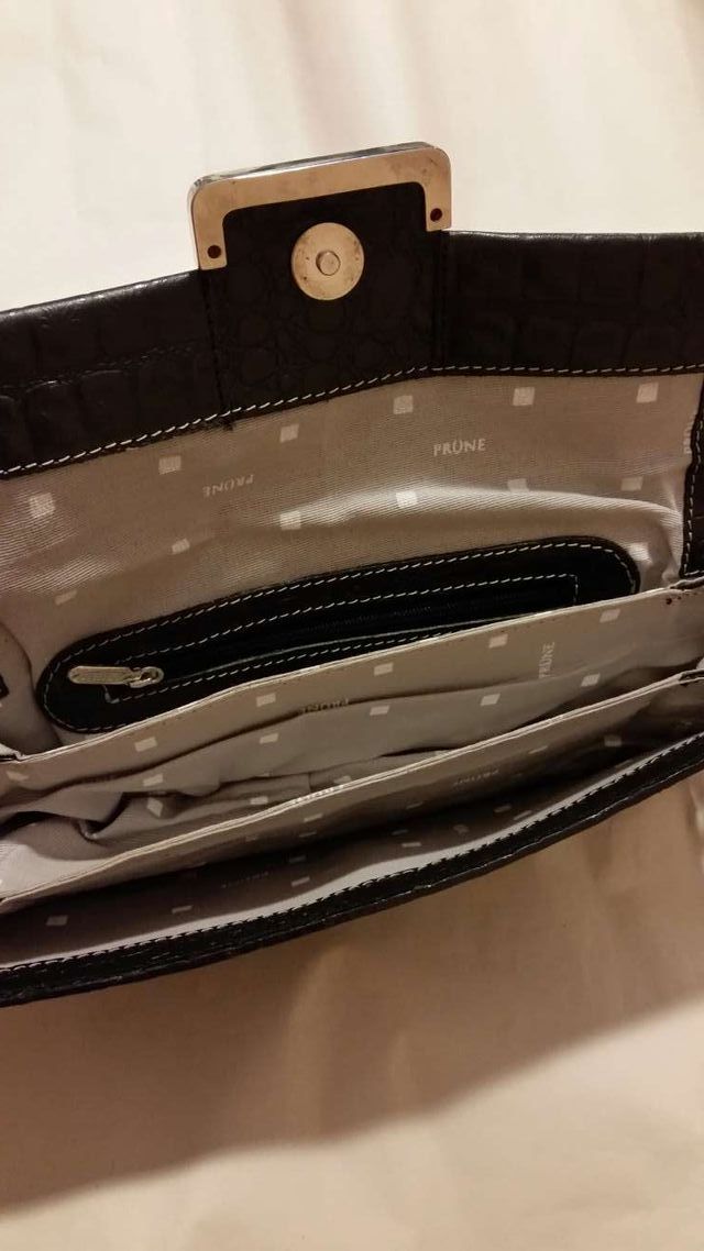 Bolso baguette de piel troquelado cocodrilo