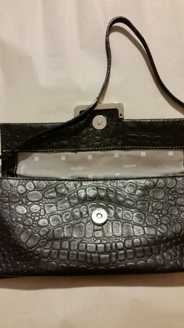 Bolso baguette de piel troquelado cocodrilo