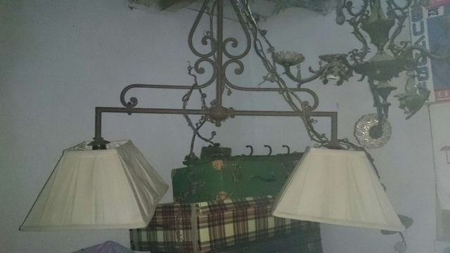 Lámpara de forja con dos tulipas