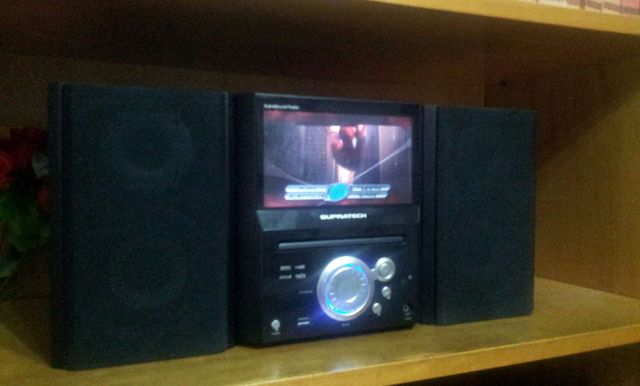 Equipo música MP3, TDT, DVD, USB.
