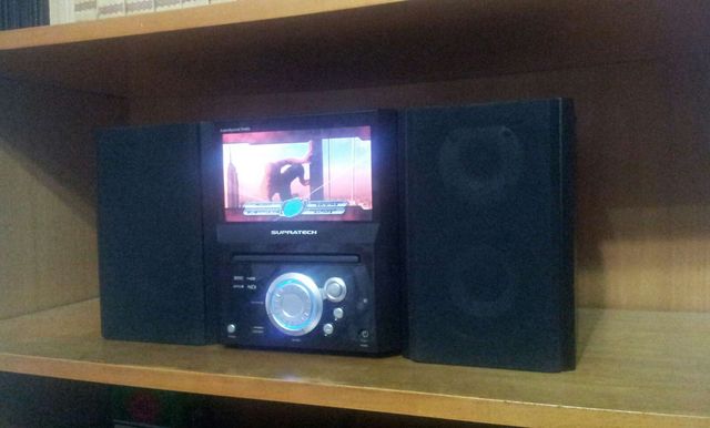 Equipo música MP3, TDT, DVD, USB.