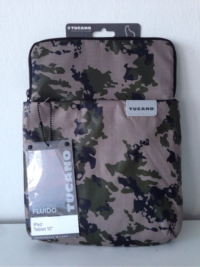 Funda IPAD tablet 10" Tucano