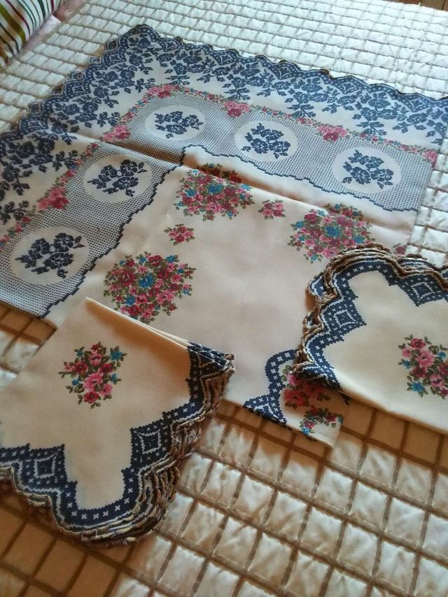 Manteleria 6 servicios.