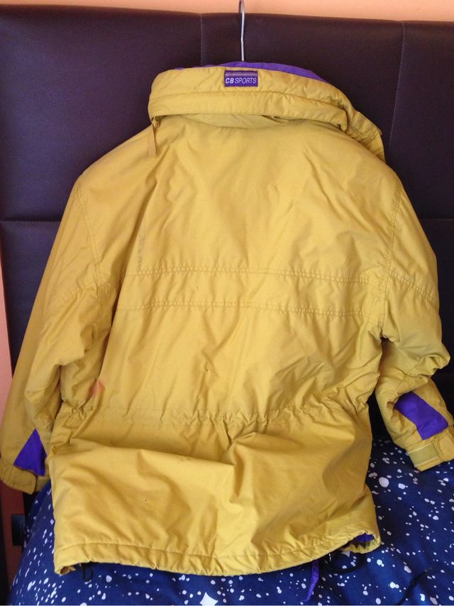 Anorak Ligero CBS Sports