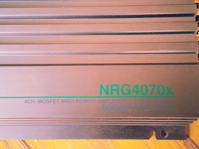 Amplificador Tapa de. Potencia marca osio 4 canale