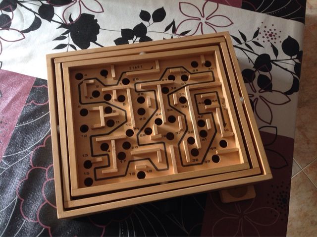 Laberinto De Madera