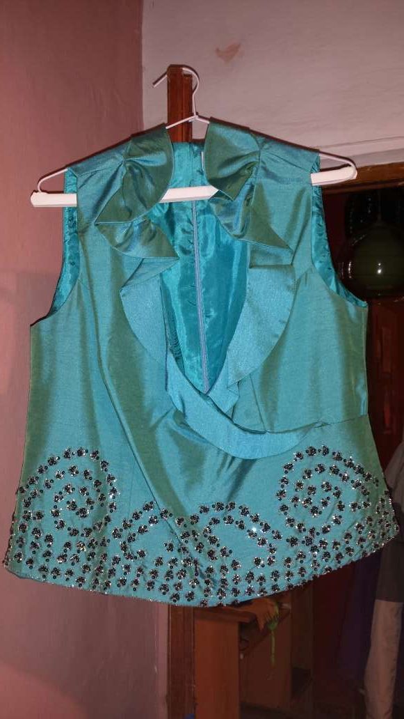 Vestido de madrina de boda o invitada.