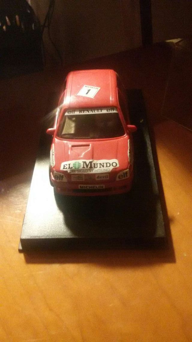 Scalextric Renault Clio 16v Pablo Irizar