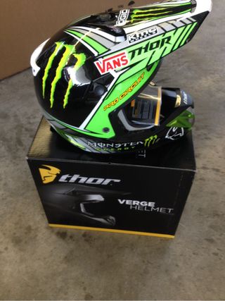 Casco Thor Verge Monster de segunda mano por 229 EUR en Cehegín en WALLAPOP
