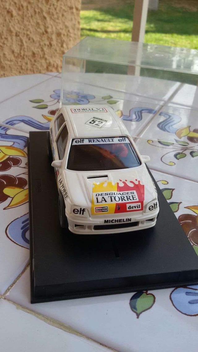 Scalextric Renault Clio 16v Pablo Irizar