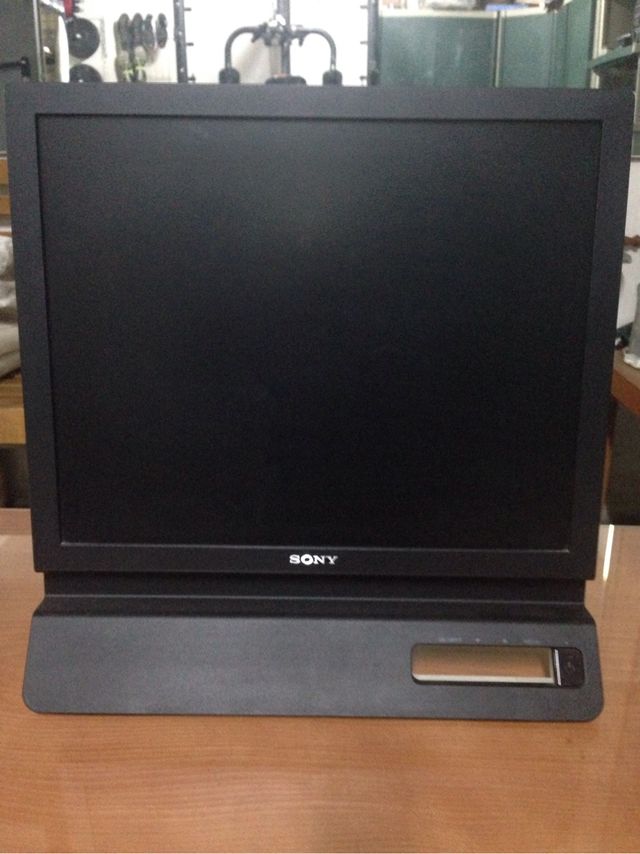 MONITOR SONY 17" SDM E 96E