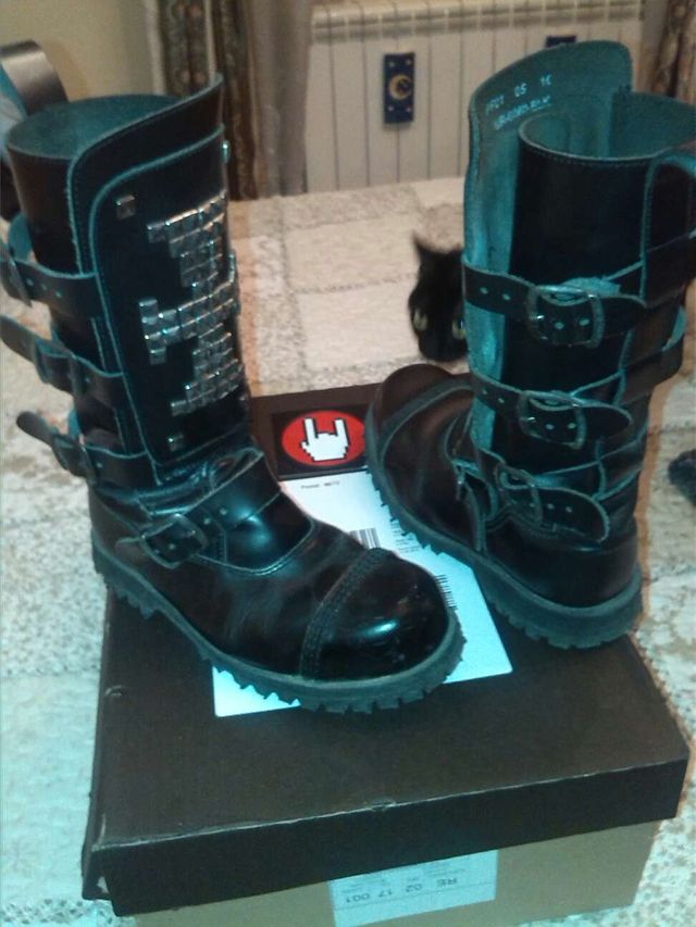 Botas de piel