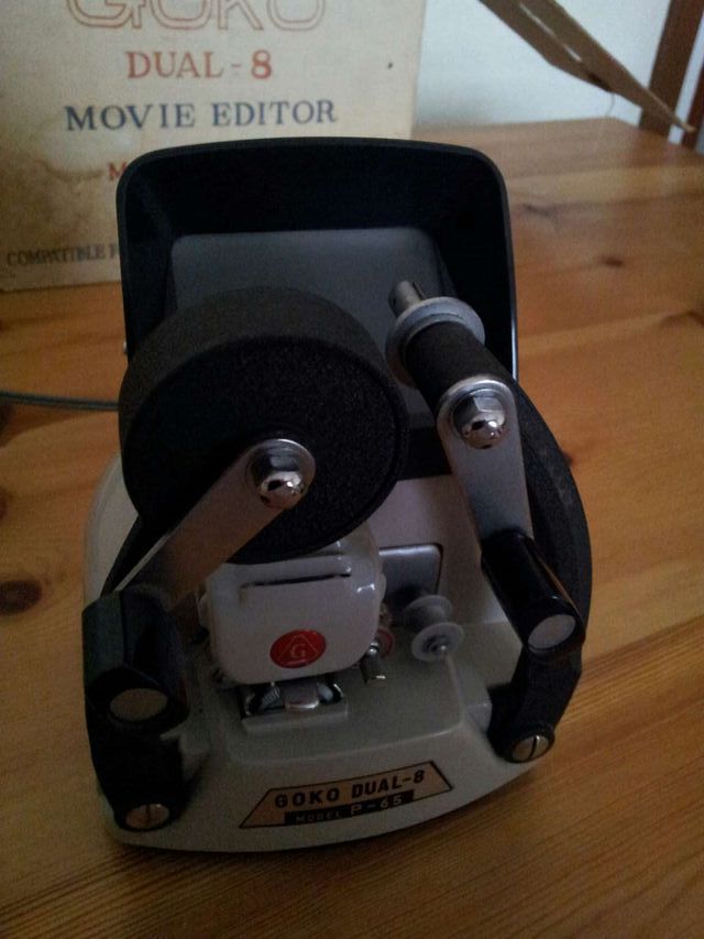 PRECIOSO EDITOR DE CINE SUPER 8 MUY ANTIGUO