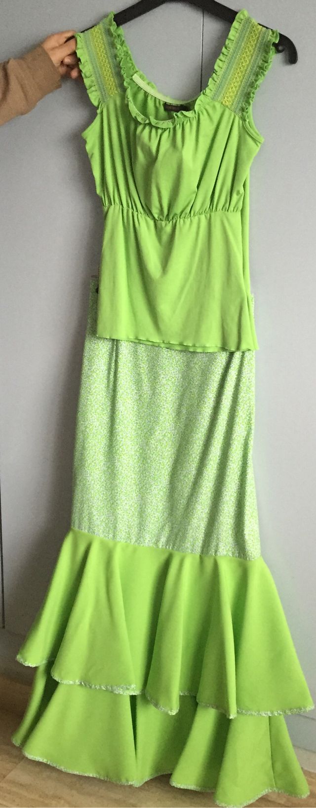 Falda Rociera y Corpiño