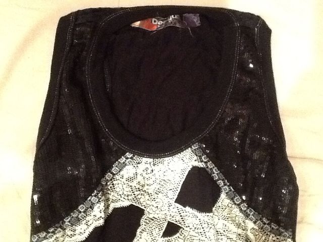 Camiseta Desigual negra y blanca con tul - Talla S