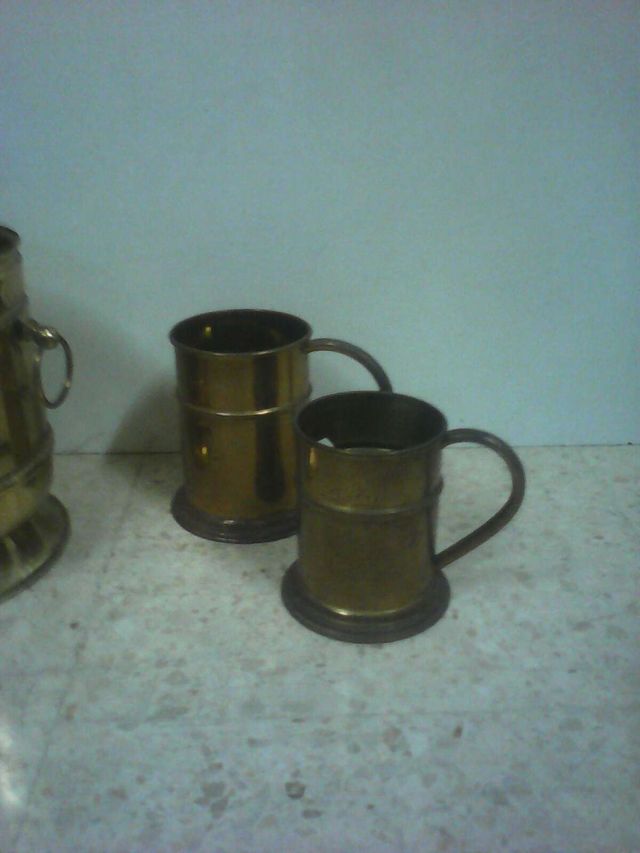 Último precio! Macetero + 2 jarras