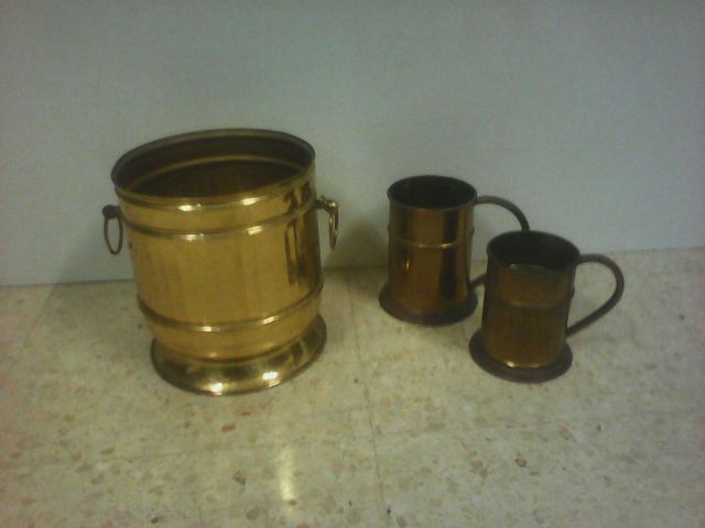 Último precio! Macetero + 2 jarras