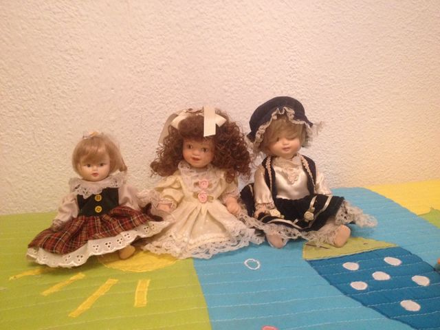 Muñecas De Porcelana
