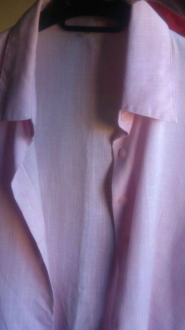 Conjunto talla M camiseta y blusa.