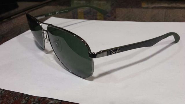 Gafas de sol Ray-Ban fibra de carbono.