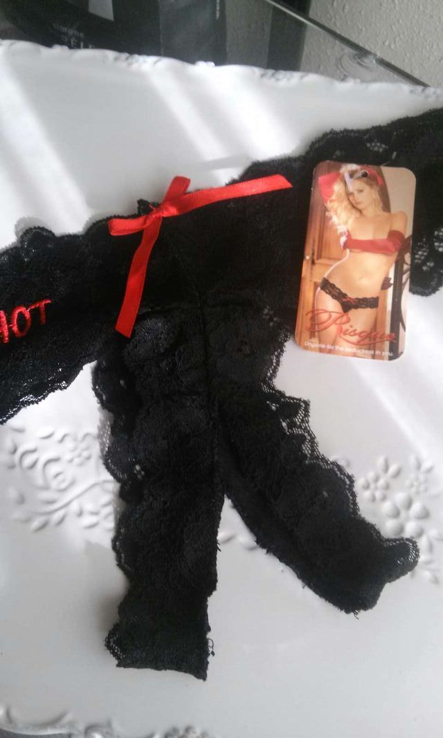 Tanga abierta por delante de Risque