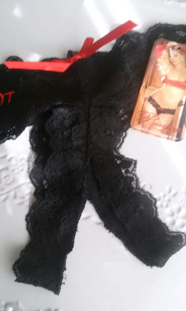 Tanga abierta por delante de Risque