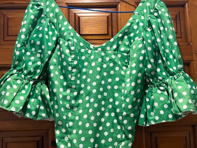 Traje De Baile lunares verde